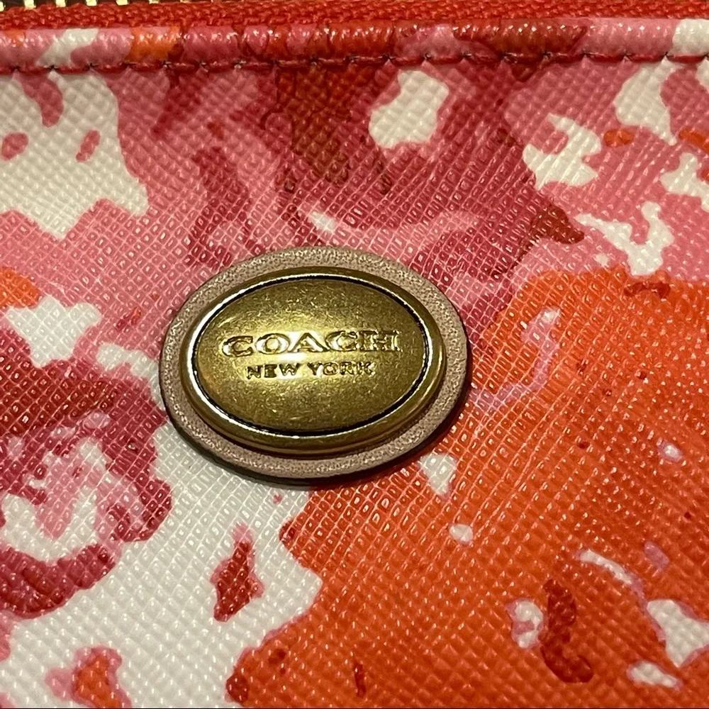 SALE! Coach Peyton Floral Cora Domed Shoulder Bag Satchel NWOT - Picture 2 of 13